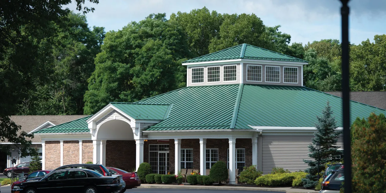 Exterior shot of Kingsway Village Apartments entrance