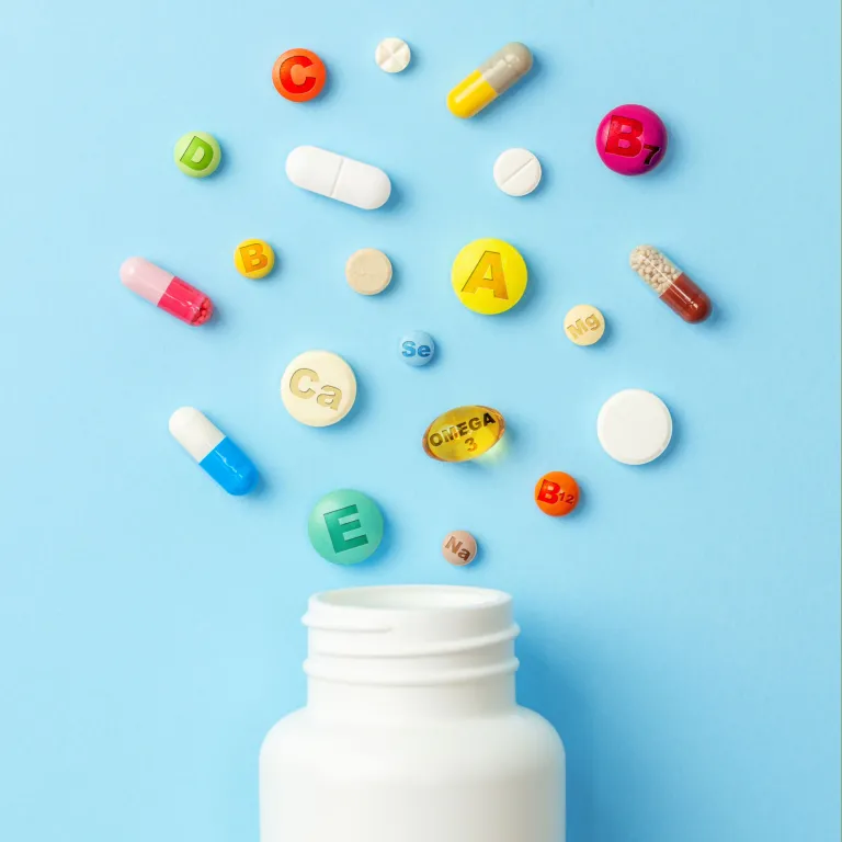 Arrangement of multicolored pills
